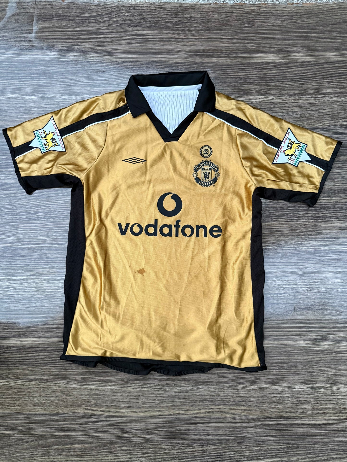 United 01/02 Away Jersey
