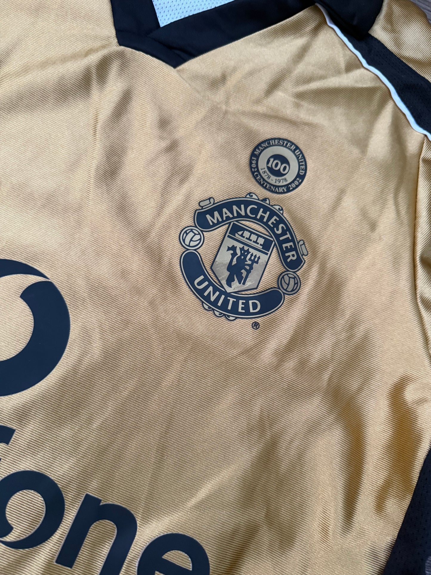 United 01/02 Away Jersey