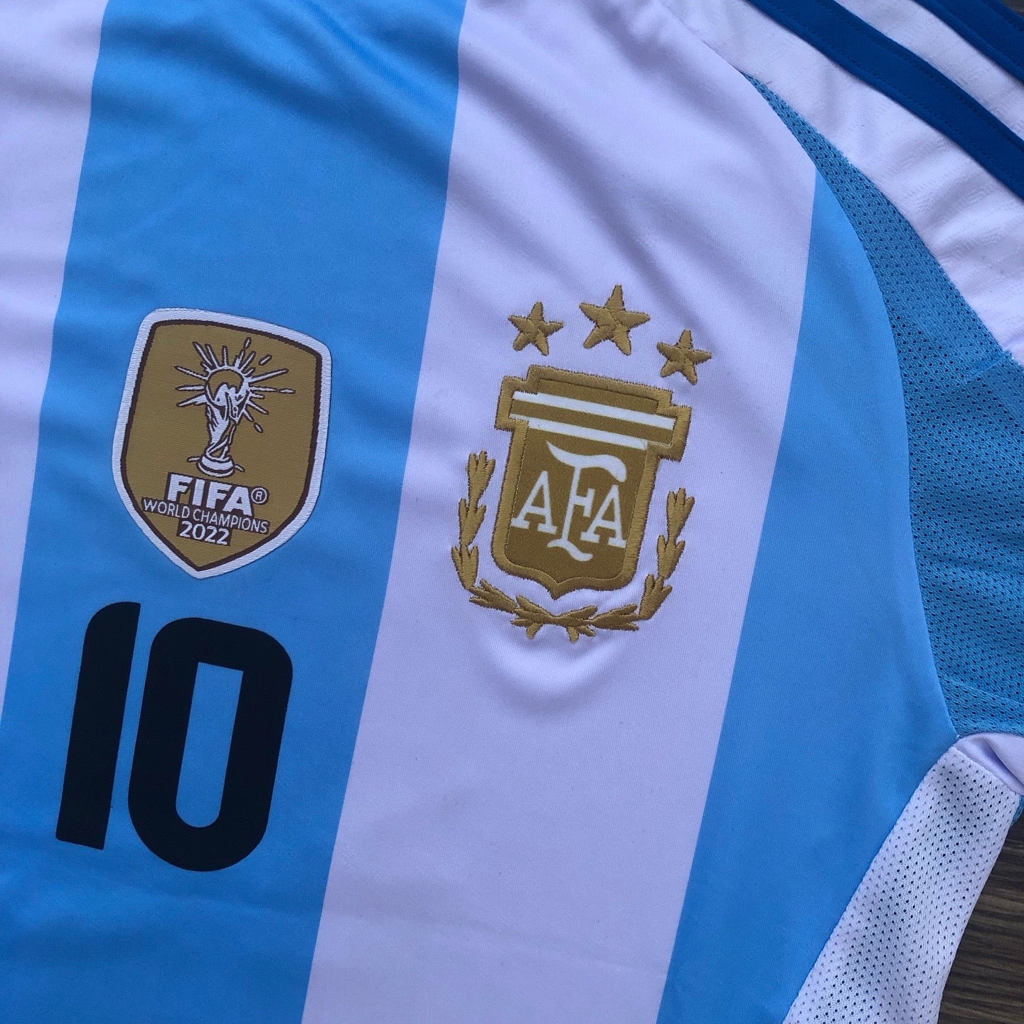 Argentina 24 Kit Messi Half sleeves