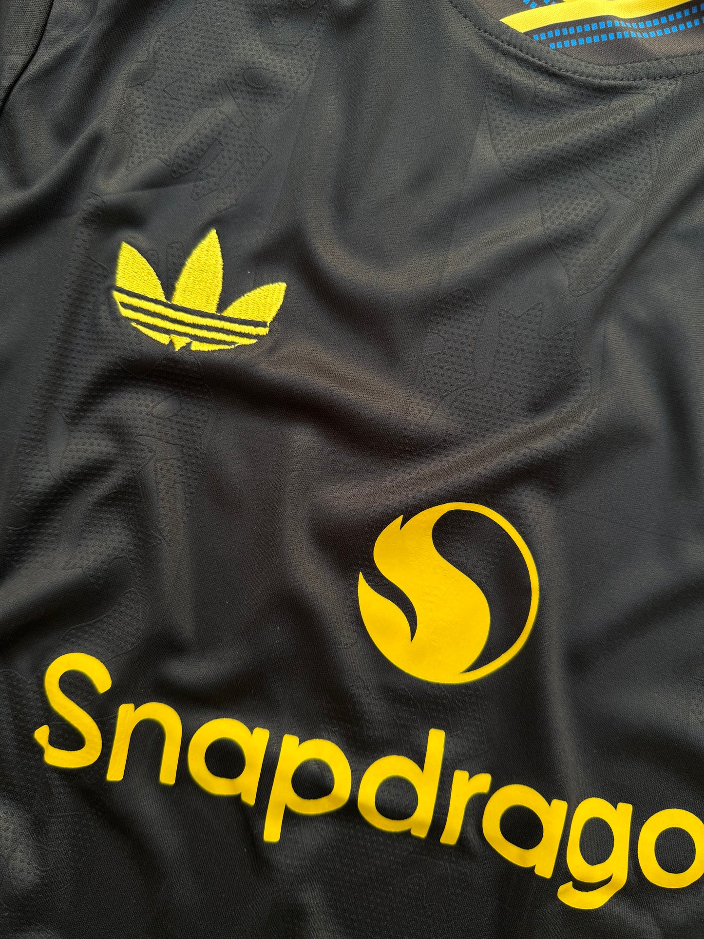 United 25/26 Third Kit Half Sleeves