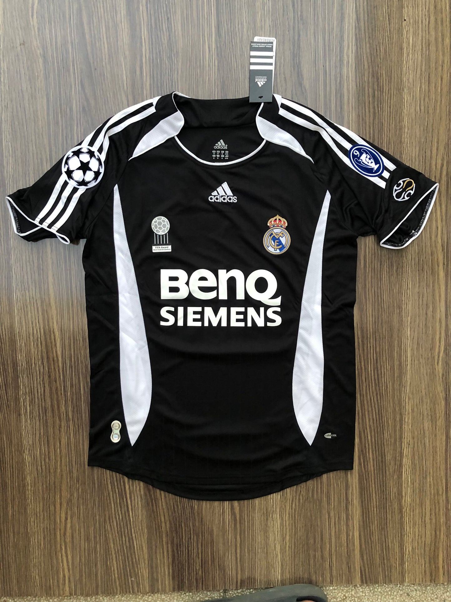 Real 06/07 Away Jersey Half Sleeves