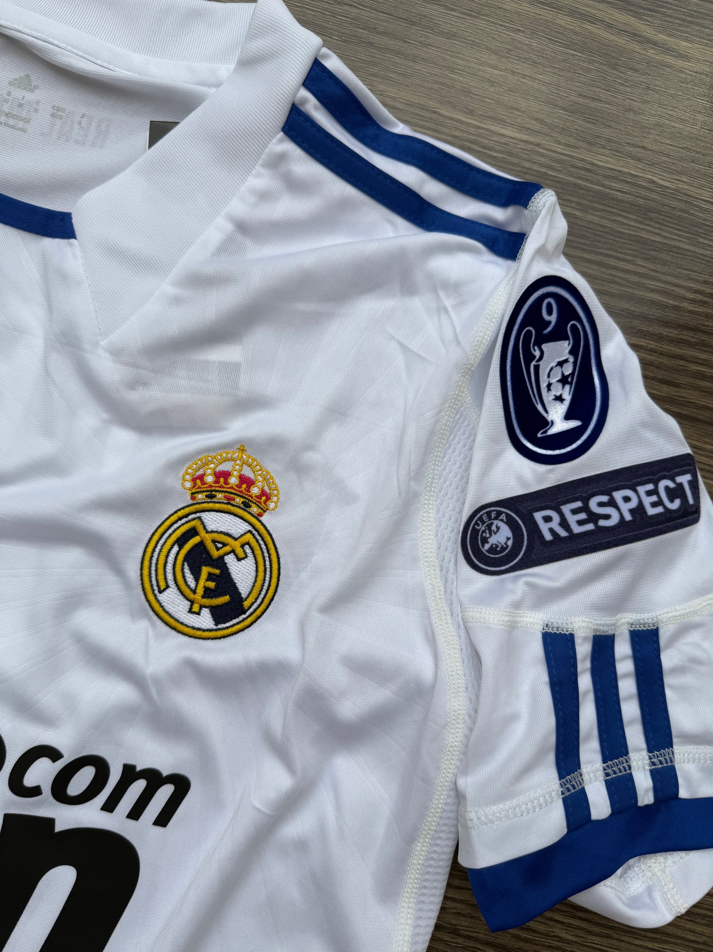 Real Madrid 10/11 Home Jersey