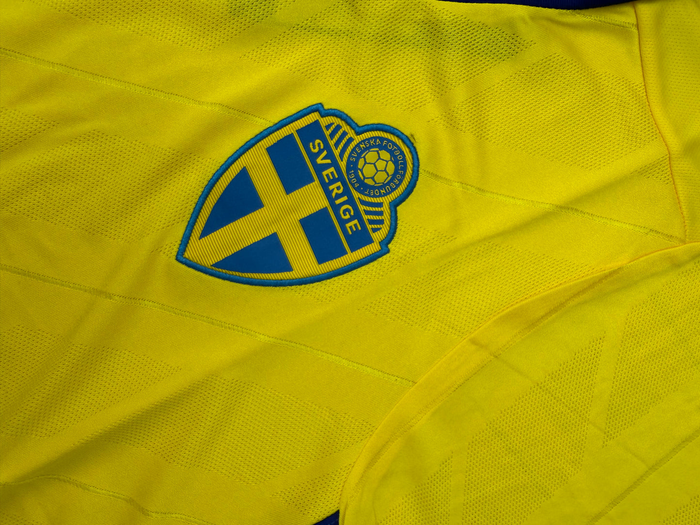 Sweden 2018 Home Jersey