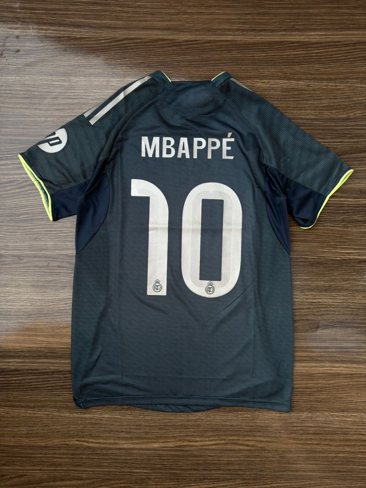 Real 25/26 Away Kit