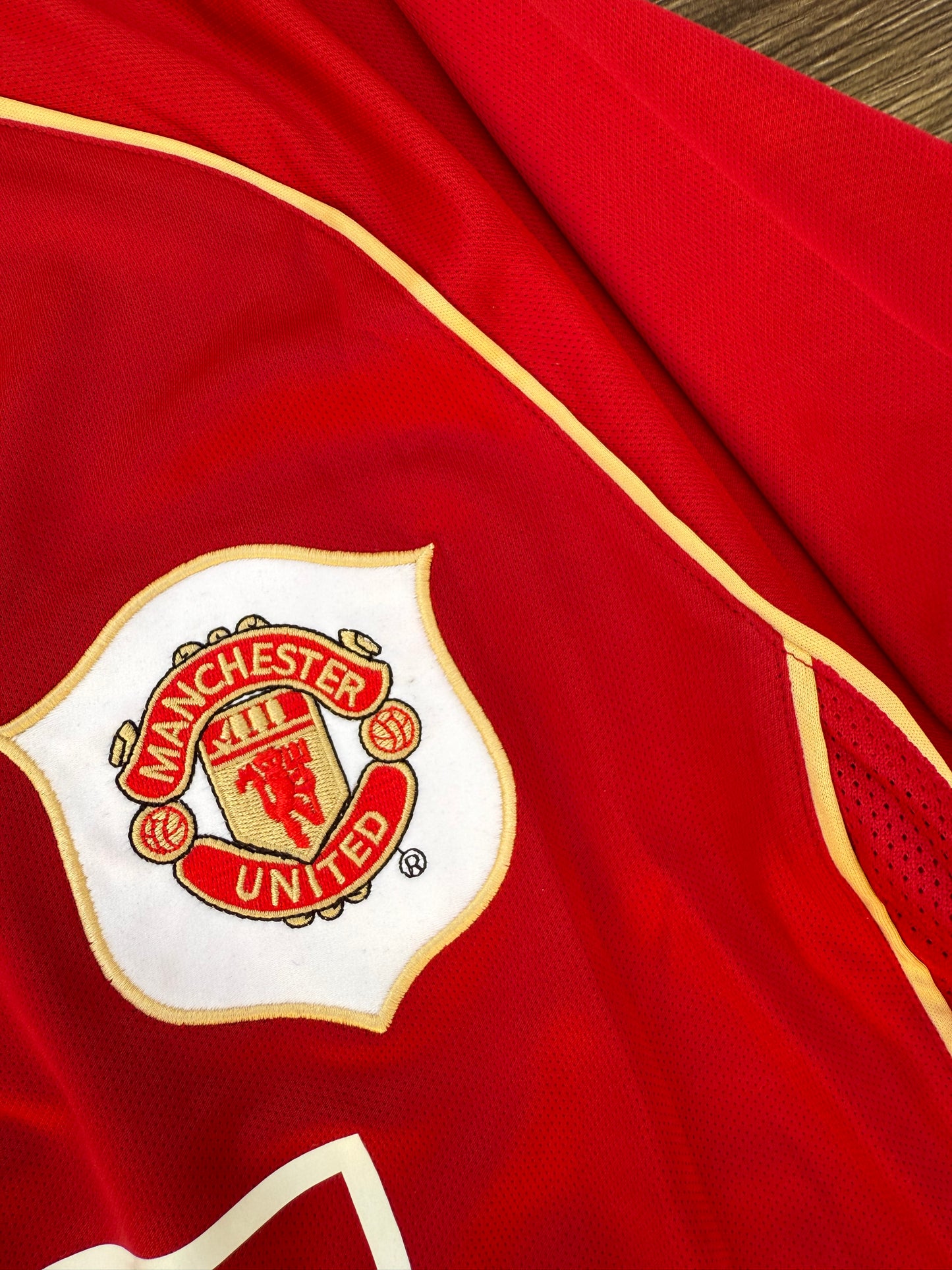 United 06/07 Home Jersey