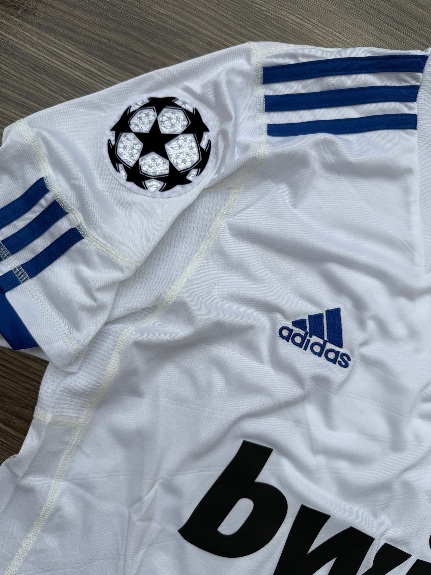 Real Madrid 10/11 Home Jersey