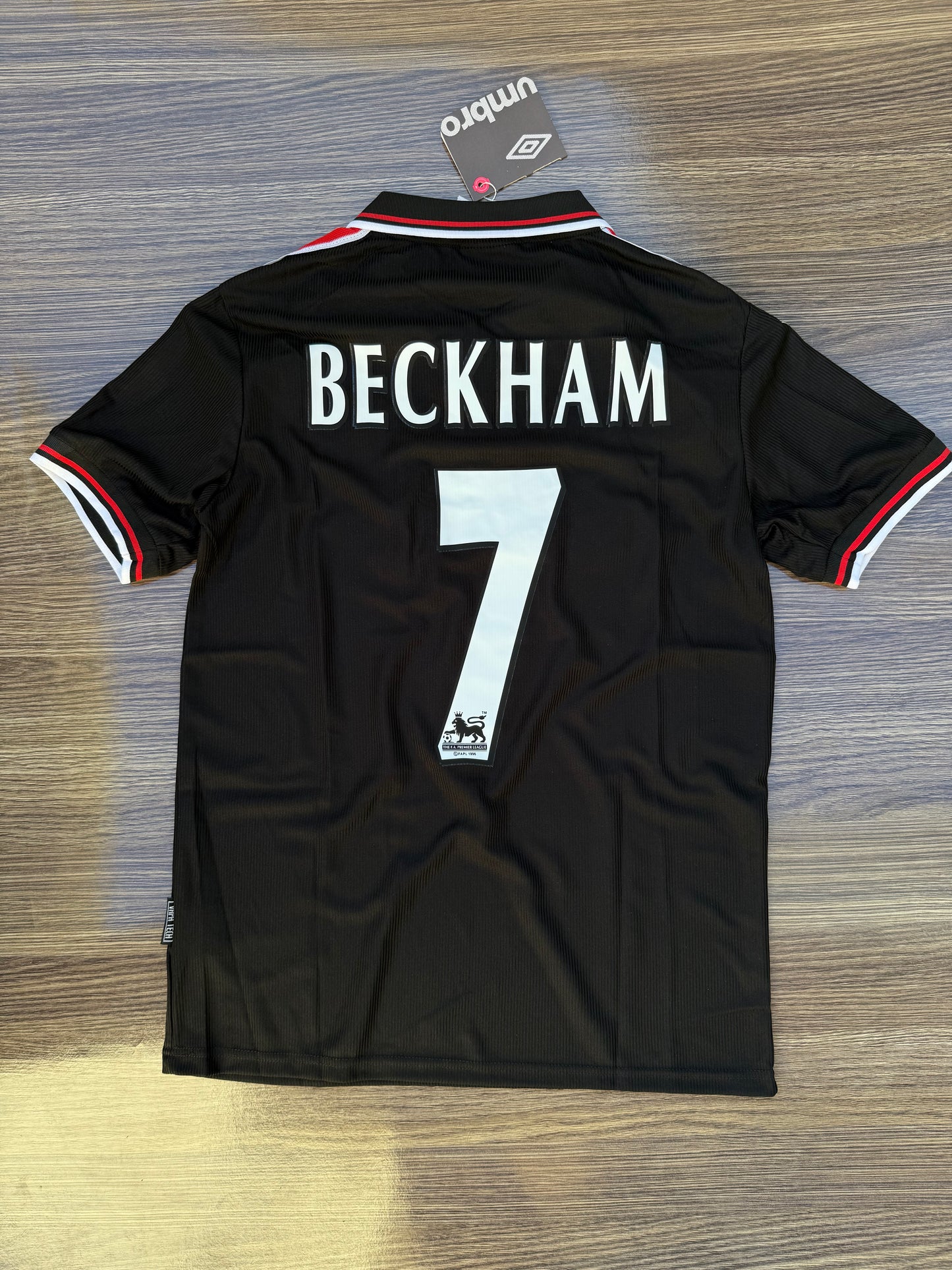 United 98/99 Away Jersey