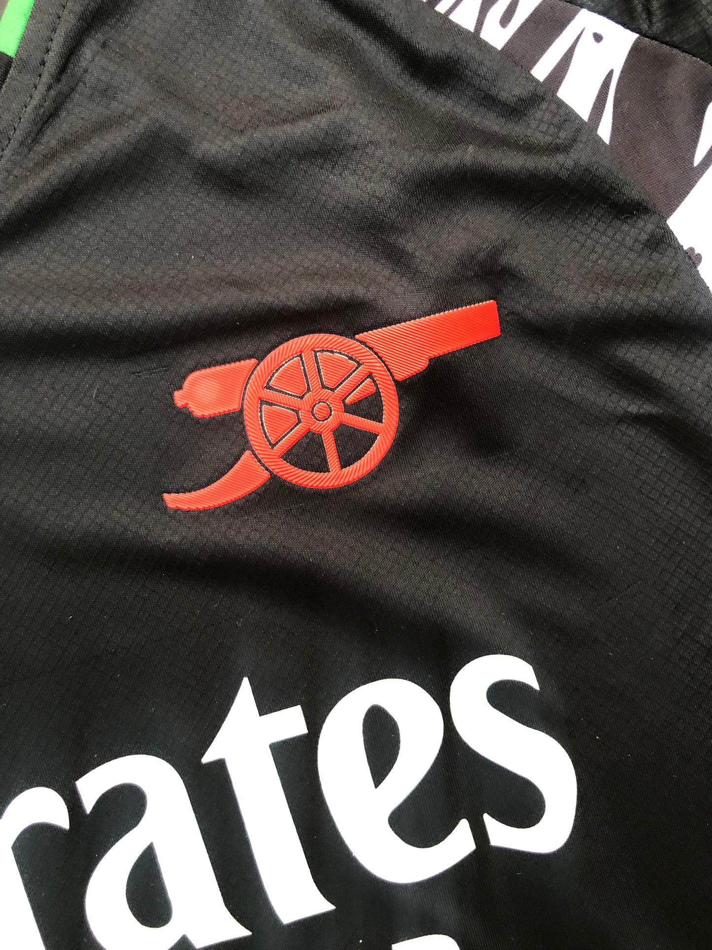 Arsenal 24/25 Away Kit Full sleeves ( TPU Badges )