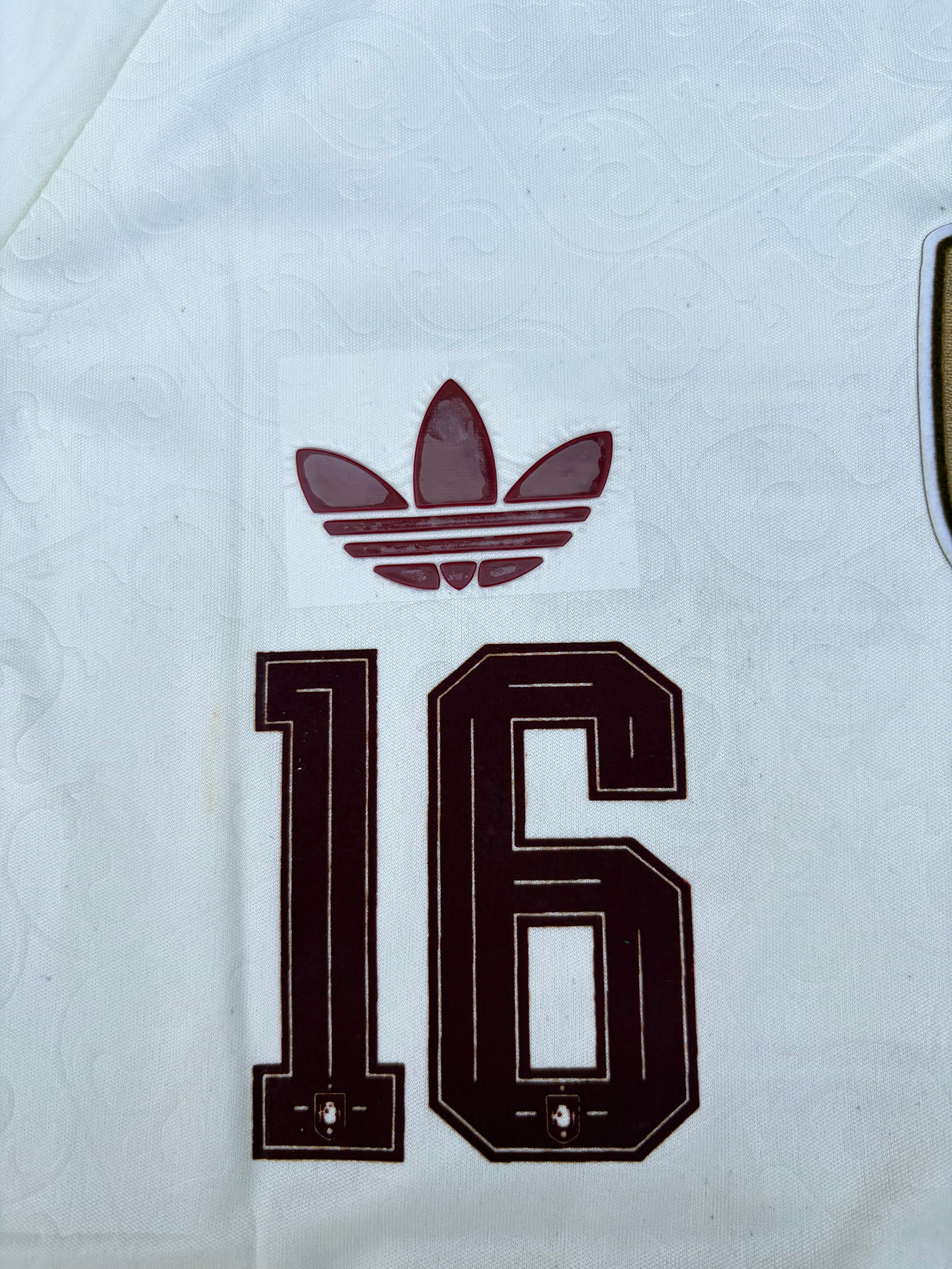 Spain 26 WC Away Kit Full Sleeves Champions Edition ( TPU )