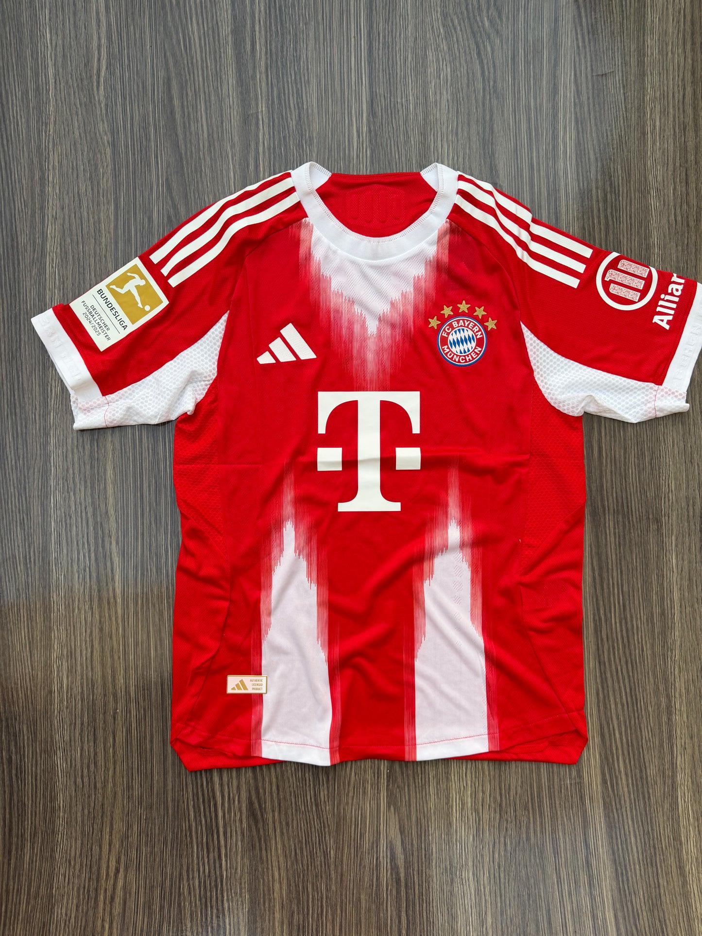 Bayern 25/26 Home Jersey ( Player Version )