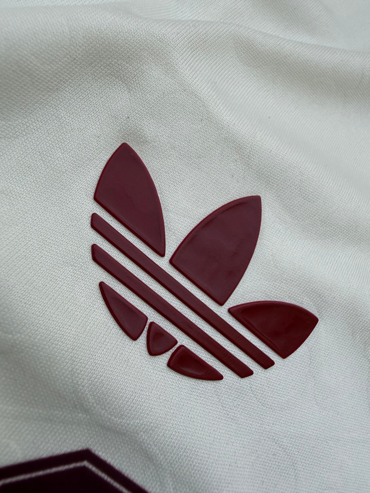 Spain 26 WC Away Kit ( TPU )