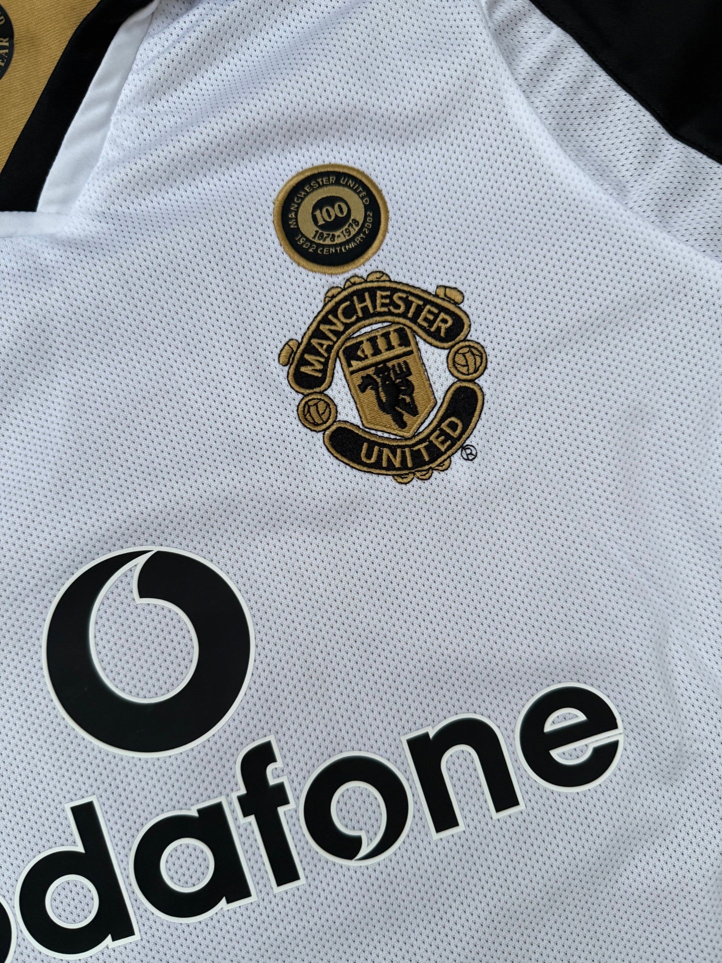 United 01/02 Away Jersey