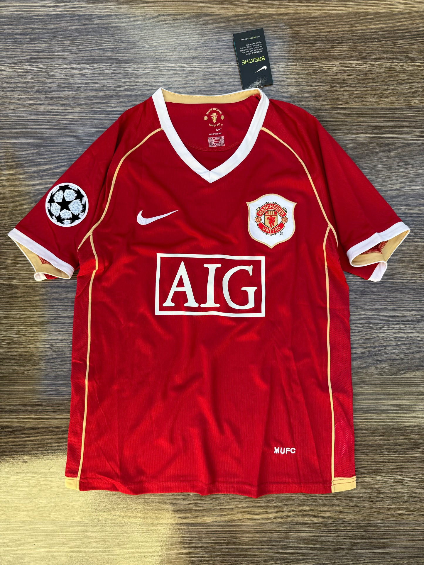 United 06/07 Home Jersey