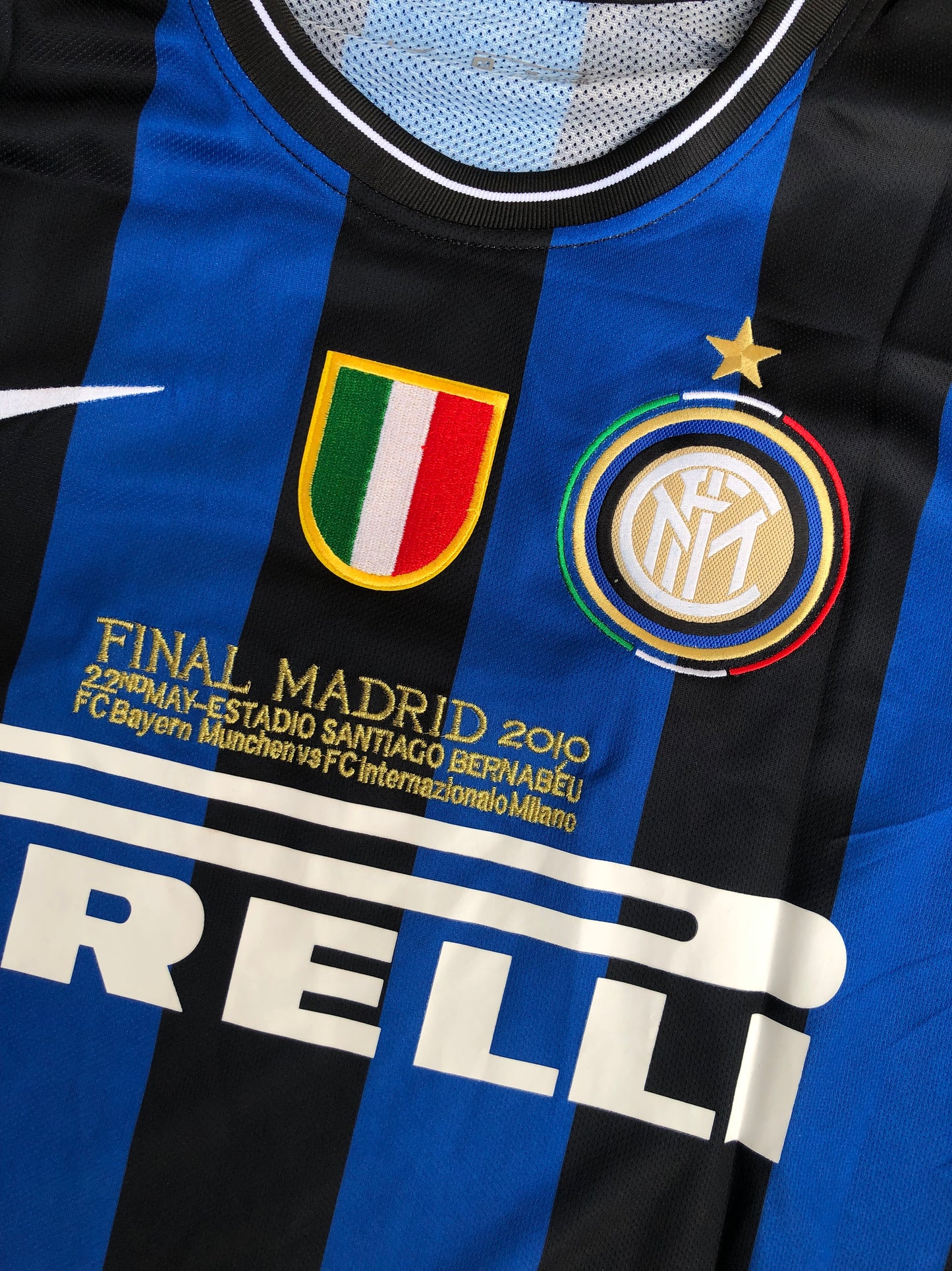 Inter Milan 09/10 Home Jersey