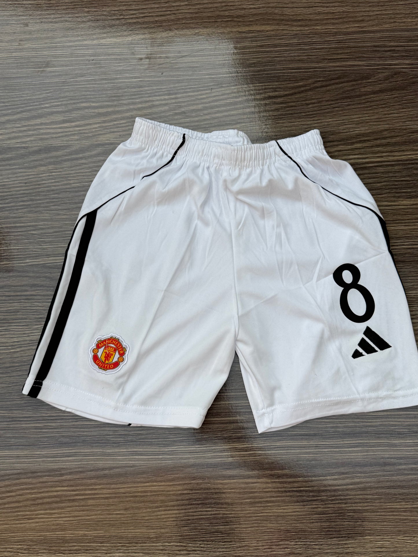 United 25/26 Home Kids Kit
