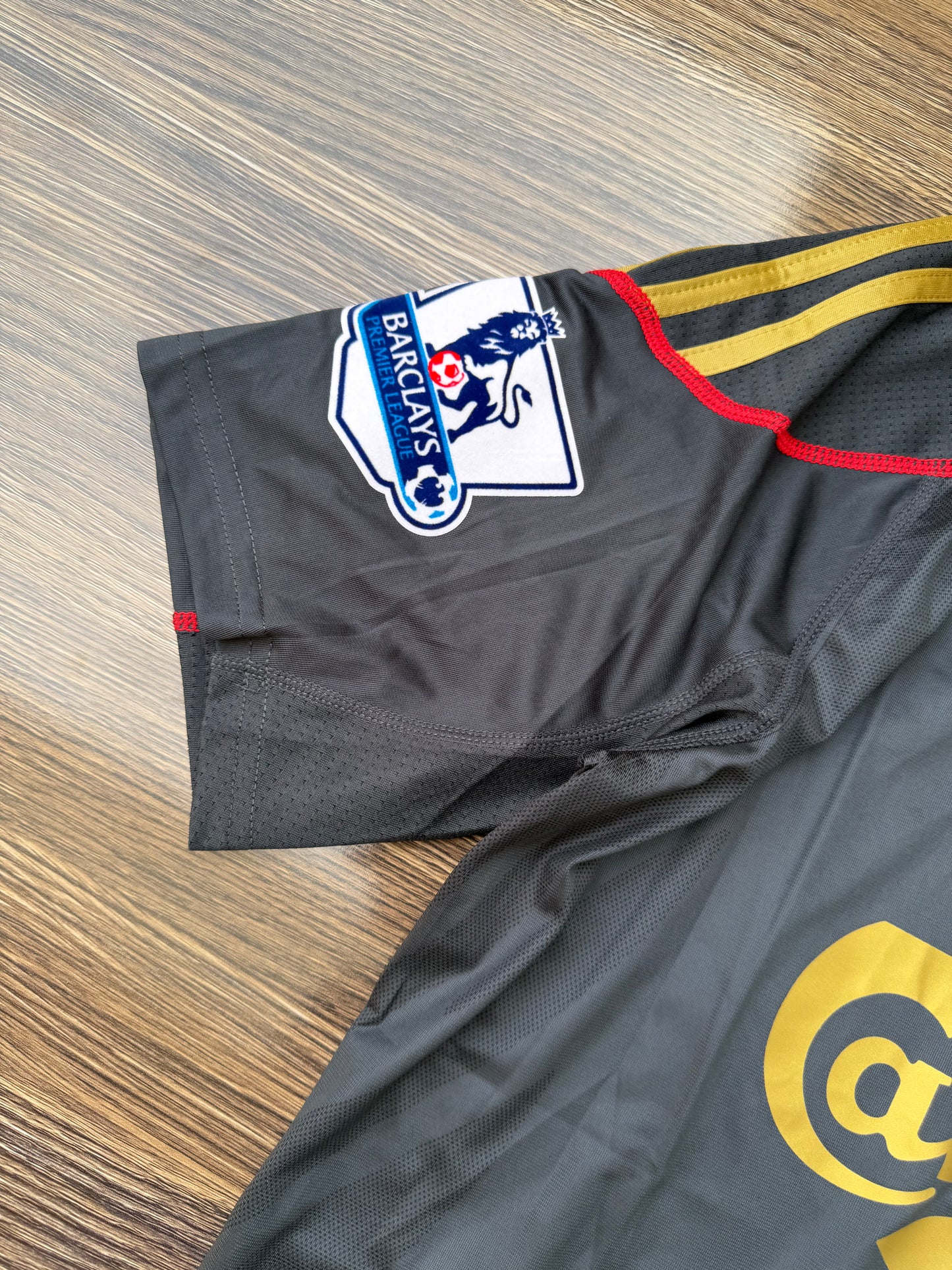 Liverpool 09/10 Away Jersey